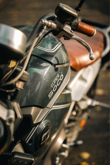 Электронный мотоцикл SOCO TC