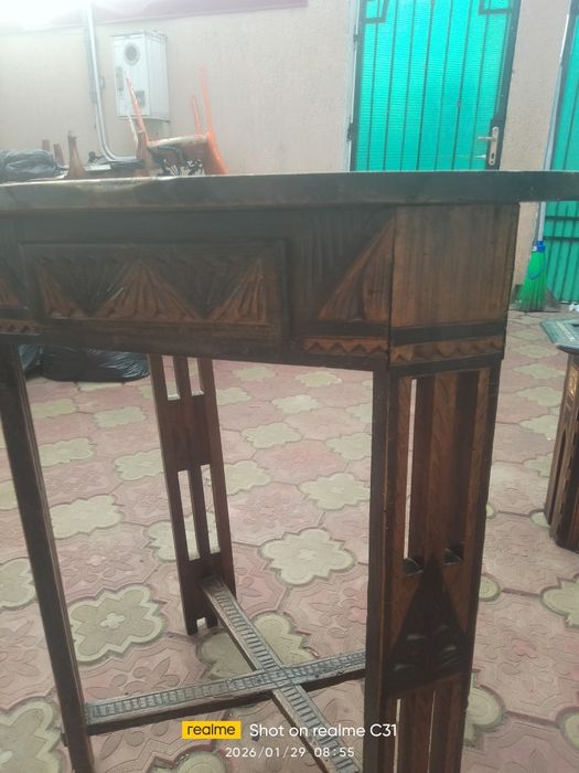 Vând masa Brâncovenească