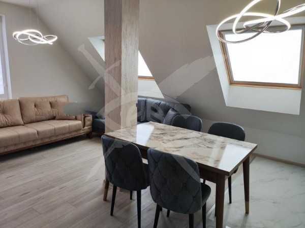 Дава се под наем Тристаен апартамент в Пловдив, Център - 185 кв.м за 797.64 € - Снимка #4