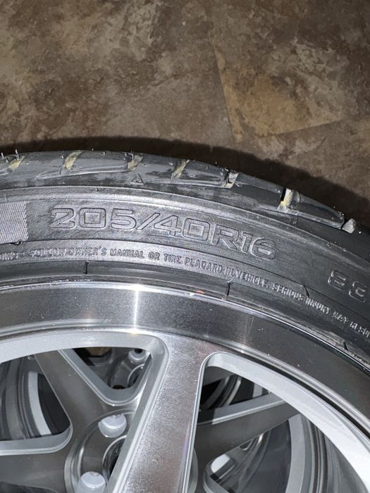 Продам диски с летней резиной новые