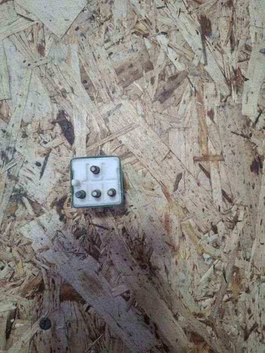 Продам запчасти от Mercedes 124