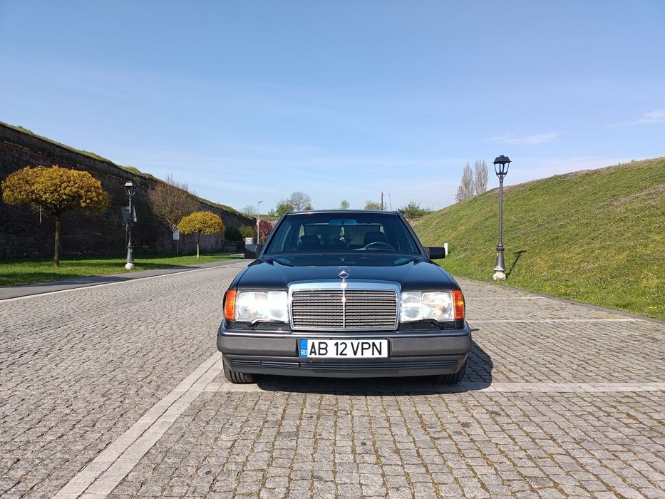 Mercedes-Benz W124 E300 v24 Getrag UNIC