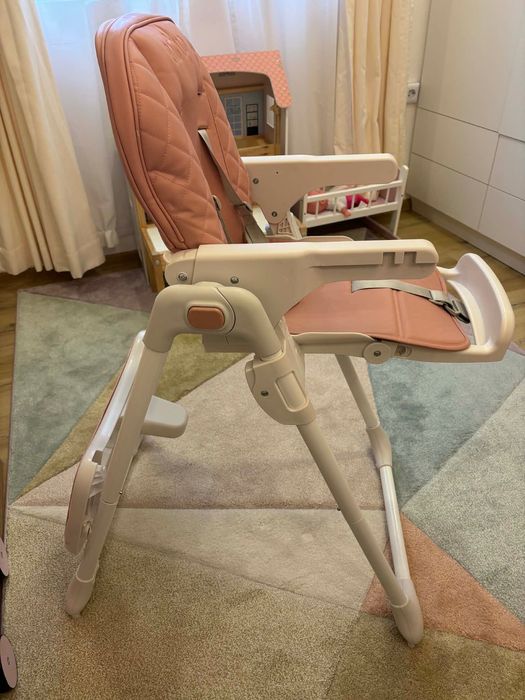 Стол за хранене на Chipolino