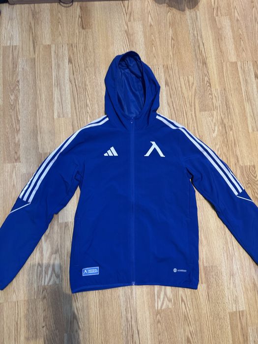 Дрехи на Luda и на адидас