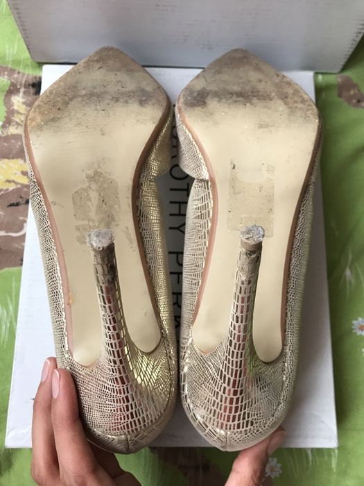 Официални златисти обувки Dorothy Perkins размер7
