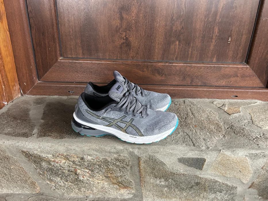 ASICS мъжки маратонки