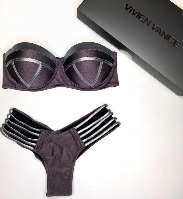 Costum baie Vivien Vance original, nou
