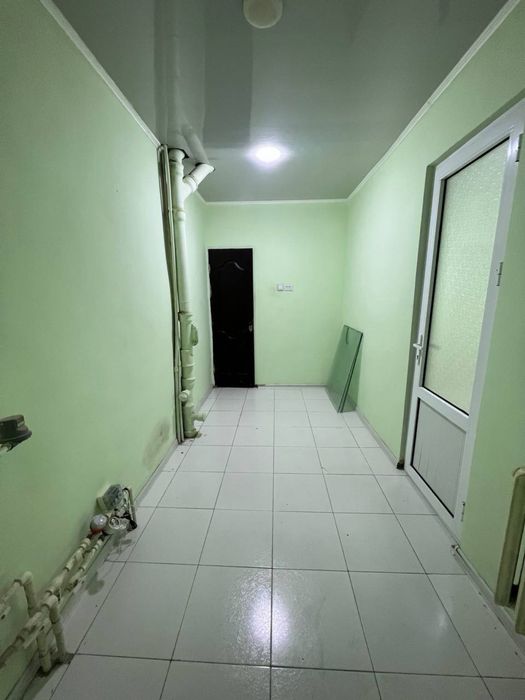 Коммерческое помещение на первой линии вдоль дороги | 60 м²