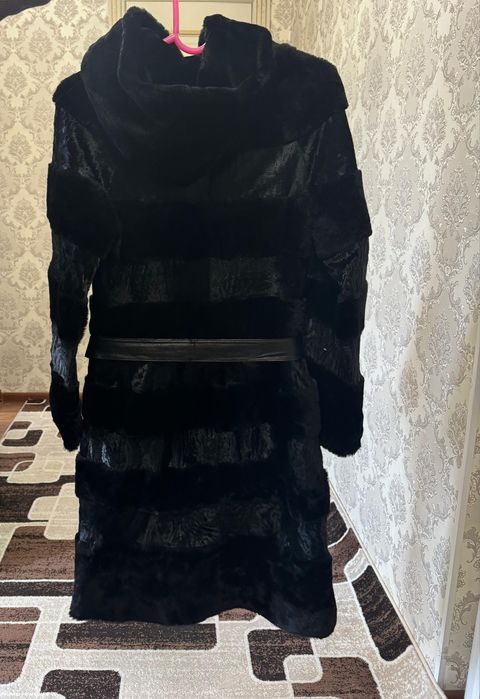 Продаются женские вещи