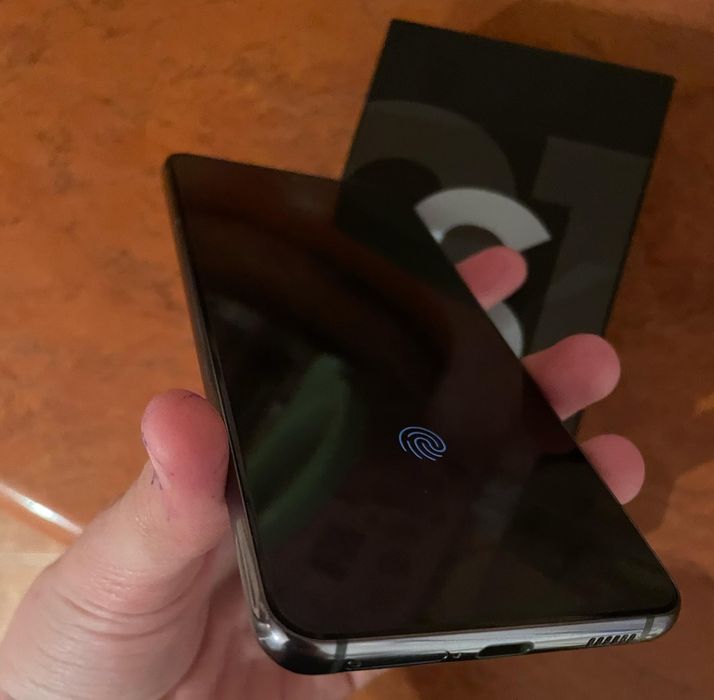 Смартфон Samsung Galaxy S21 5G 8/128
