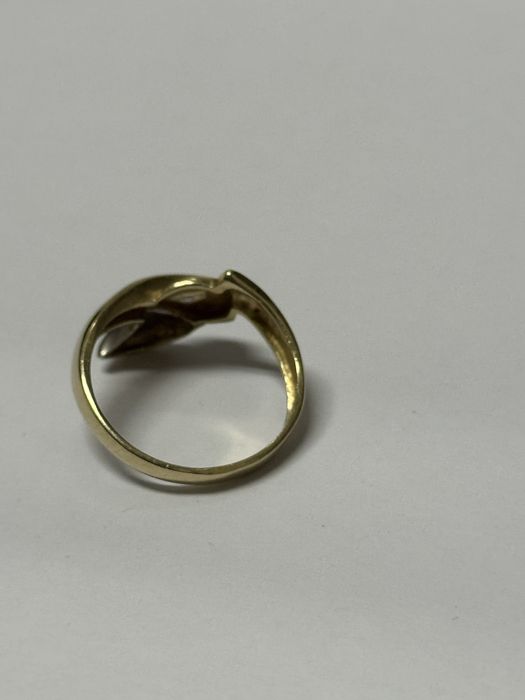 златен дамски пръстен 2.87гр 14к 585