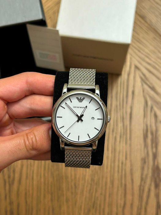Ceas Emporio Armani – Nou, nepurtat, complet cu cutie și certificat