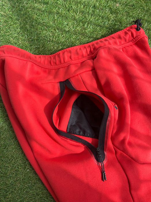 Мъжко долнище : Nike Tech Fleece L