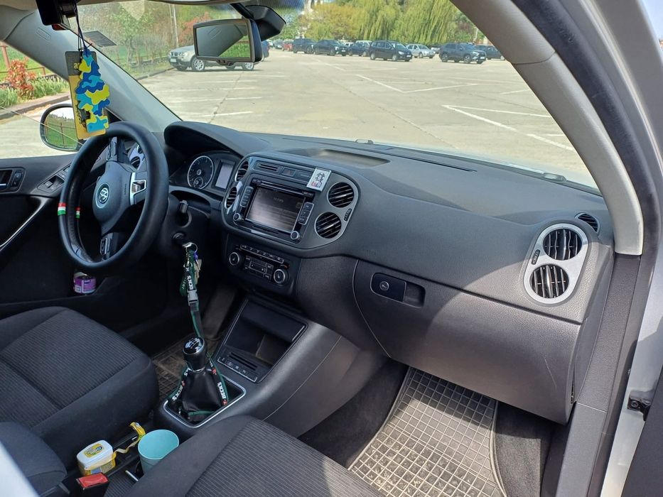 Vând mașina Volkswagen