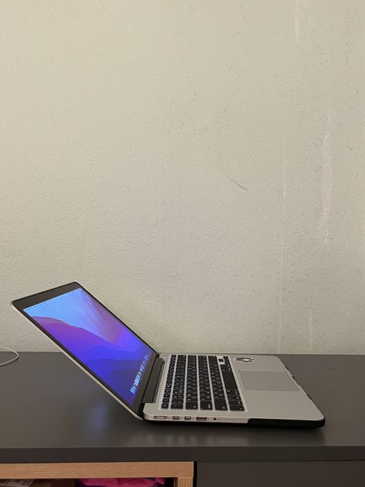 продам Macbook pro 13 2015
