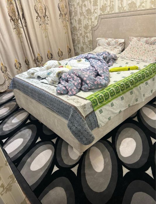 Продам ковер в хорошем состоянии