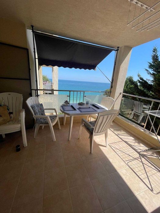 Продава се Тристаен апартамент в Бяла - 111 кв.м за 1082 €/кв.м - Снимка #14