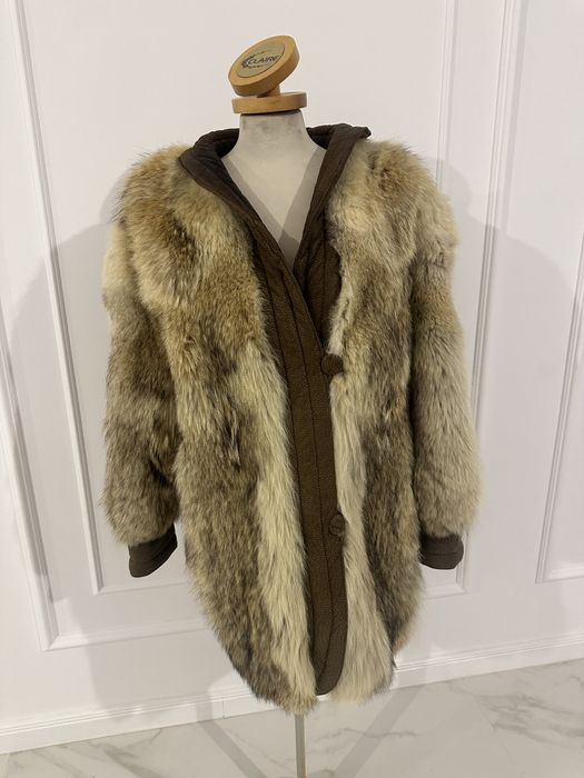Haina din blana naturala de vulpe