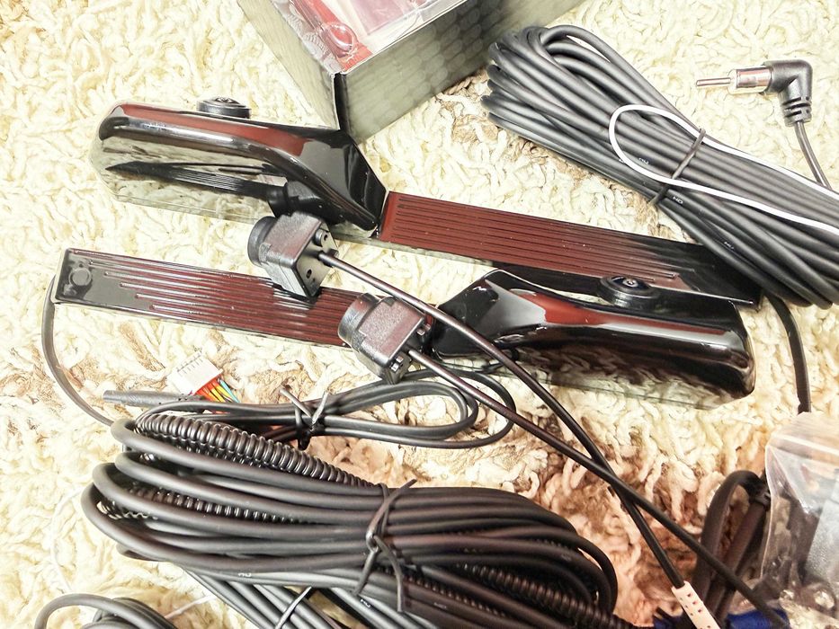 Navigatie Android AUTO Camere 360 Panoramic LTE 4G QLED sensori TPMS