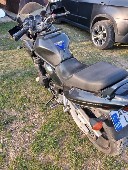 Vînd motor în stare bună de funcționare ,îi trebuie revizia de primăvară