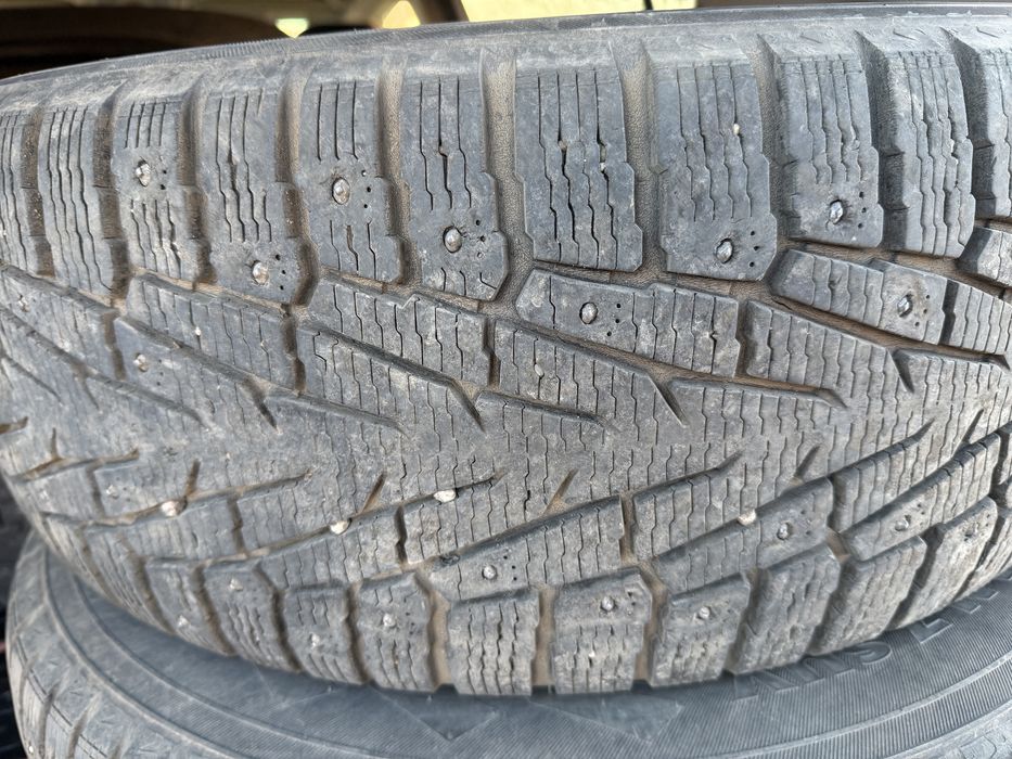 Зимние колеса 265/65/17