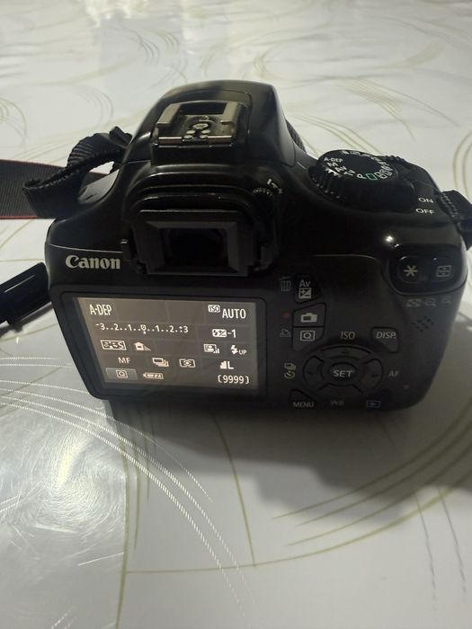 1100d canon 18-55 efs