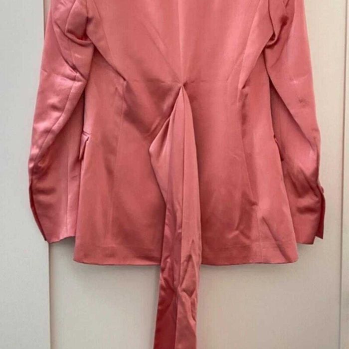 Zara sacou roz cordon pe talie