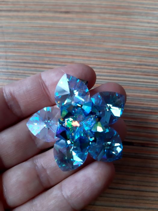 Swarovski bijuterii și geanta