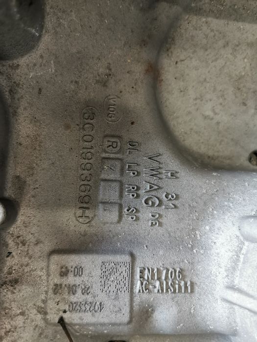 Jug cadru motor vw Passat b7 tiguan 5n 2012