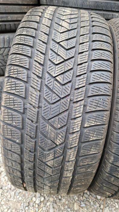 Anvelope 265/45R20 marca Pirelli, M +S,DOT 2022,6.5 mm