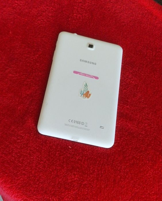 Tableta Samsung Galaxy Tab 4 - Android 4.4
