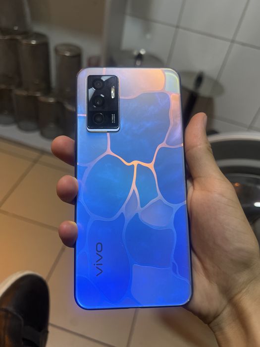 Продам телефон виво