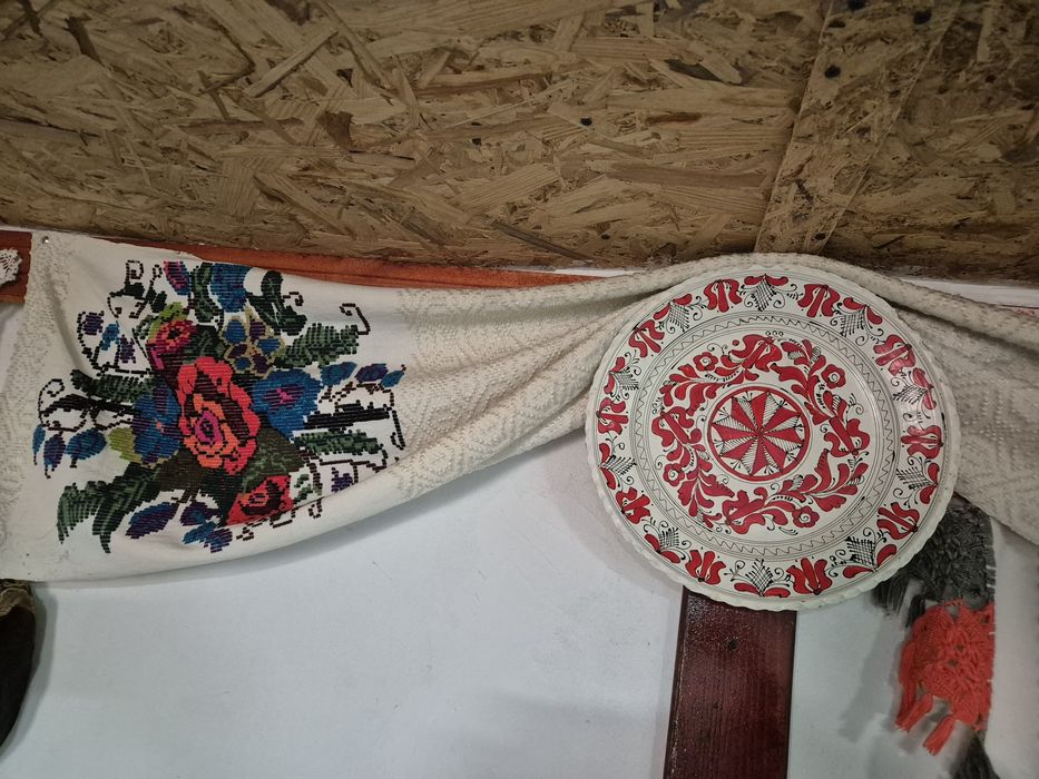 Vind prosoape traditionale facute de mina preturi de la 500 lei