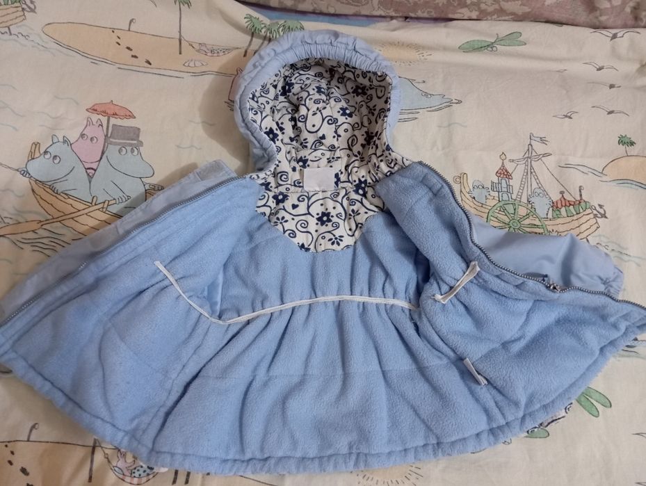 Детские куртки на девочку и комбинезон