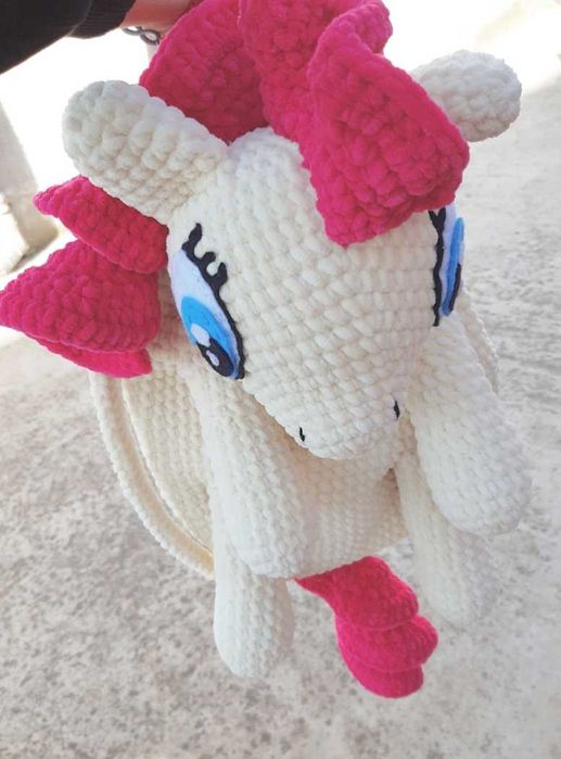 Плетени пухкави раници