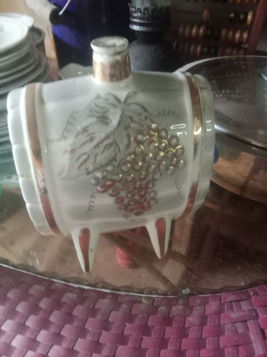 Продам посуду раритет цена за все.
