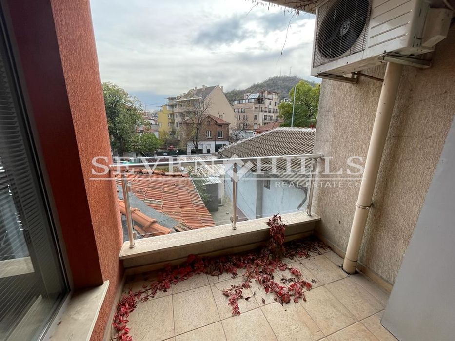 Дава се под наем Офис в Пловдив, Младежки Хълм - 100 кв.м за 459 € - Снимка #7