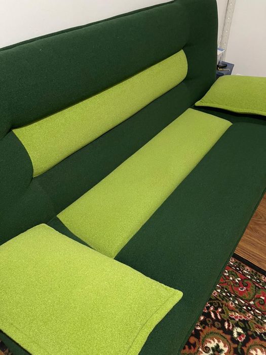 Диван с креслом