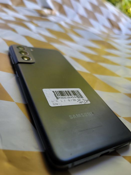 Samsung galaxy S21 5G  8ga 256gb