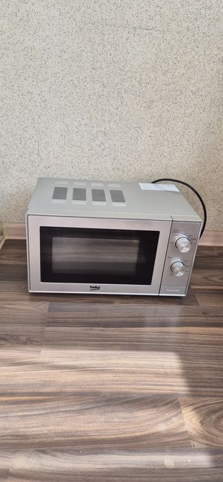 Микроволновка "beko"