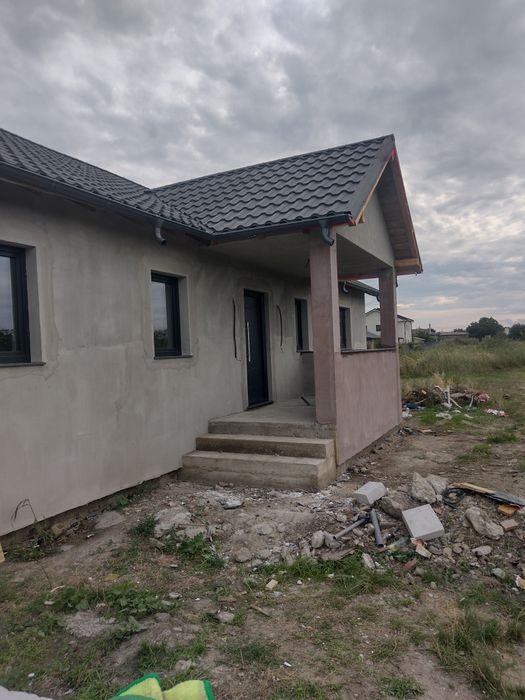 Construcții/Renovări/Covoare de piatra și rășină