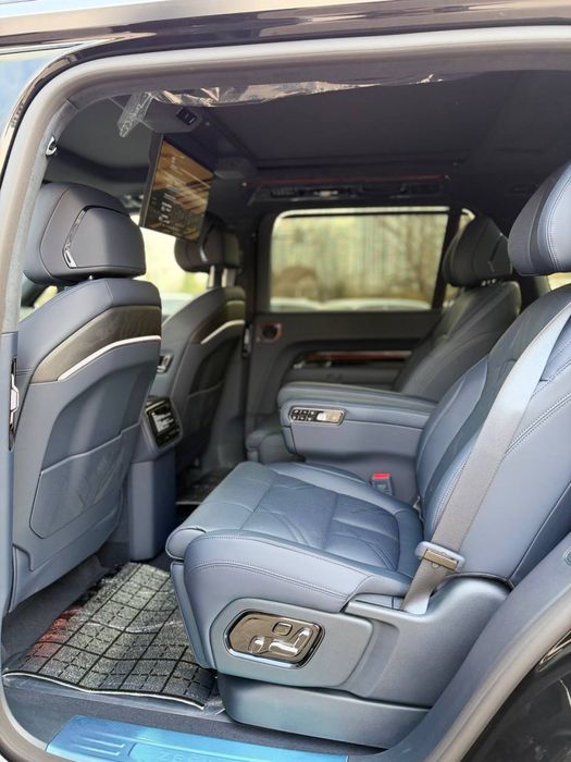 Bugun sotuvimizda Zeekr 9X