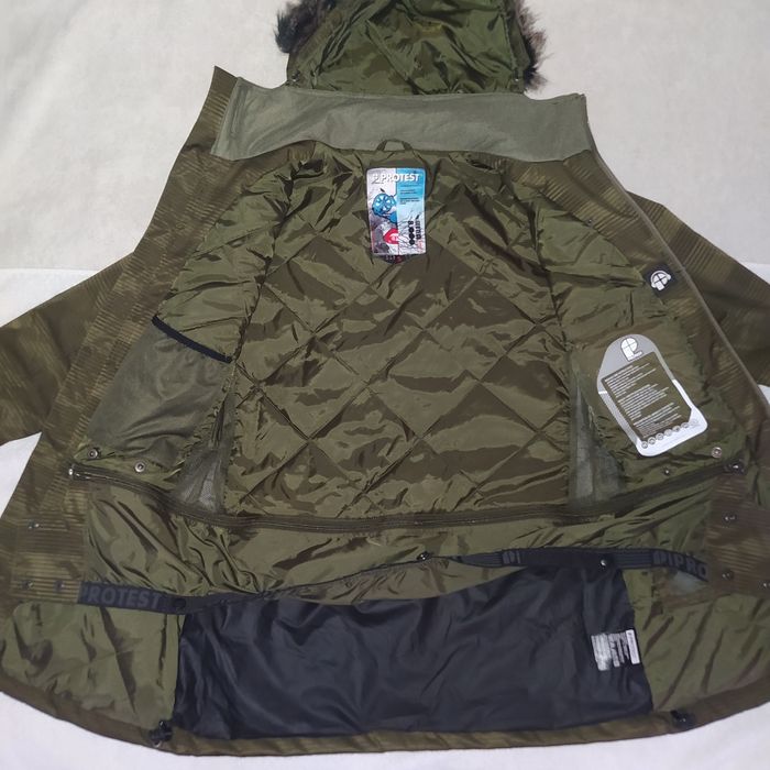 Дамско ски/сноуборд яке Protest, разм.S