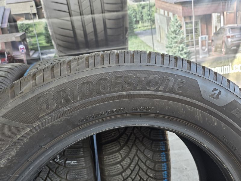 215/65/17 BRIDGESTONE 4бр