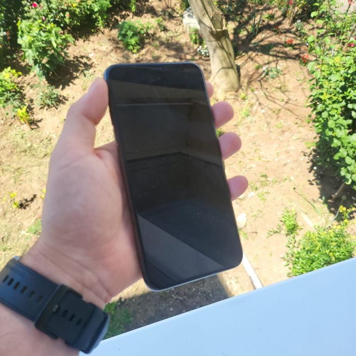 iphone 11 pro max , baterie 100%