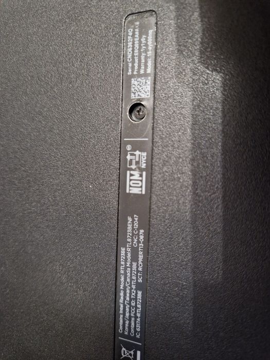 HP 15 ay-000nq vand sau dezmembrez