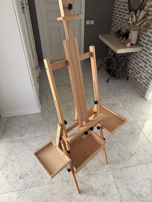 Мольберт художественный