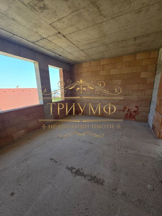 Продава се Къща в Варна, Изгрев - 250 кв.м за 1760 €/кв.м - Снимка #7