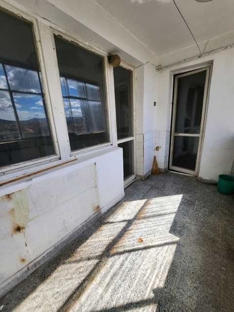 Продава се Двустаен апартамент в Търговище, Център - 65 кв.м за 1216 €/кв.м - Снимка #5