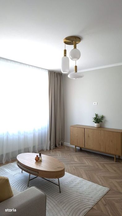 Apartament de vanzare 2 camere semidecomandat -  zona Bere - Pitesti